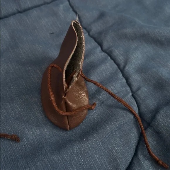 American Girl Kirsten Meet Apron, Spoon Bag, Spoon, Bonnet, Stockings, Boots - Picture 10 of 11